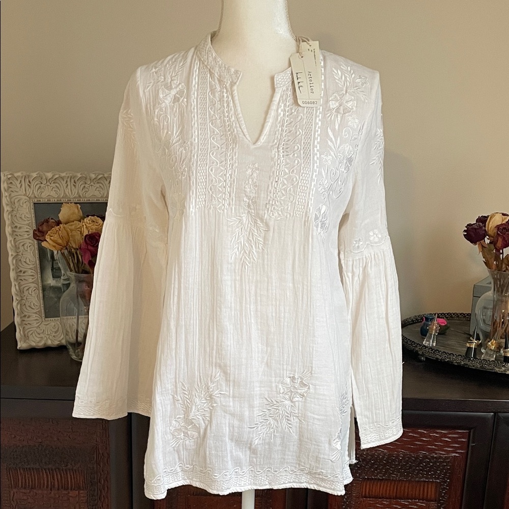 Artelier Nicole‎ Millar Embroidered Tunic top size Small